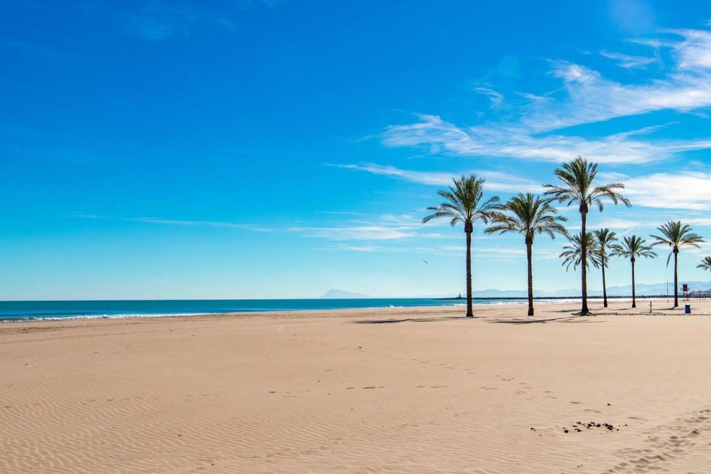 Royal Beach - Appartment With Sea View & Terrace Faro de Cullera Exterior photo